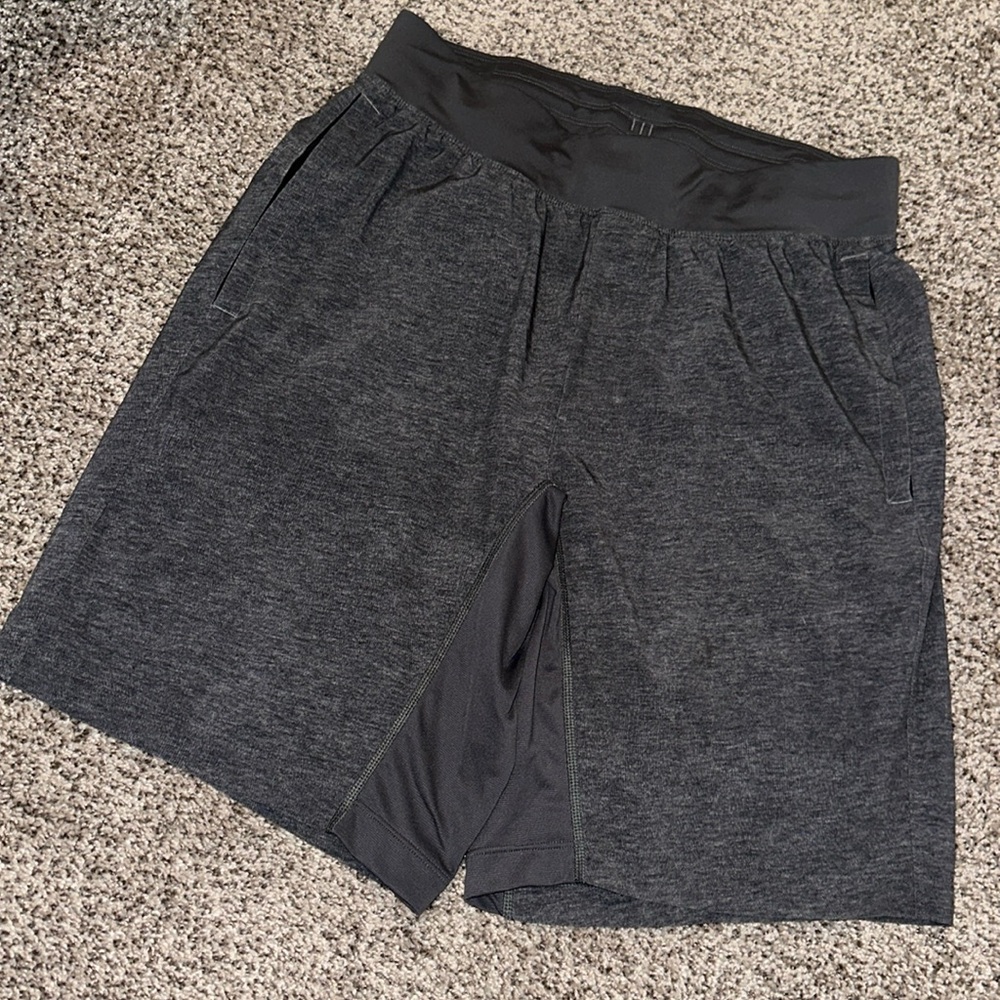 Men’s Lululemon shorts